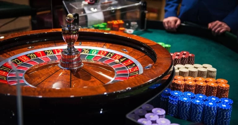 Chiến thuật chơi roulette hiệu quả – Bí quyết tăng cơ hội thắng